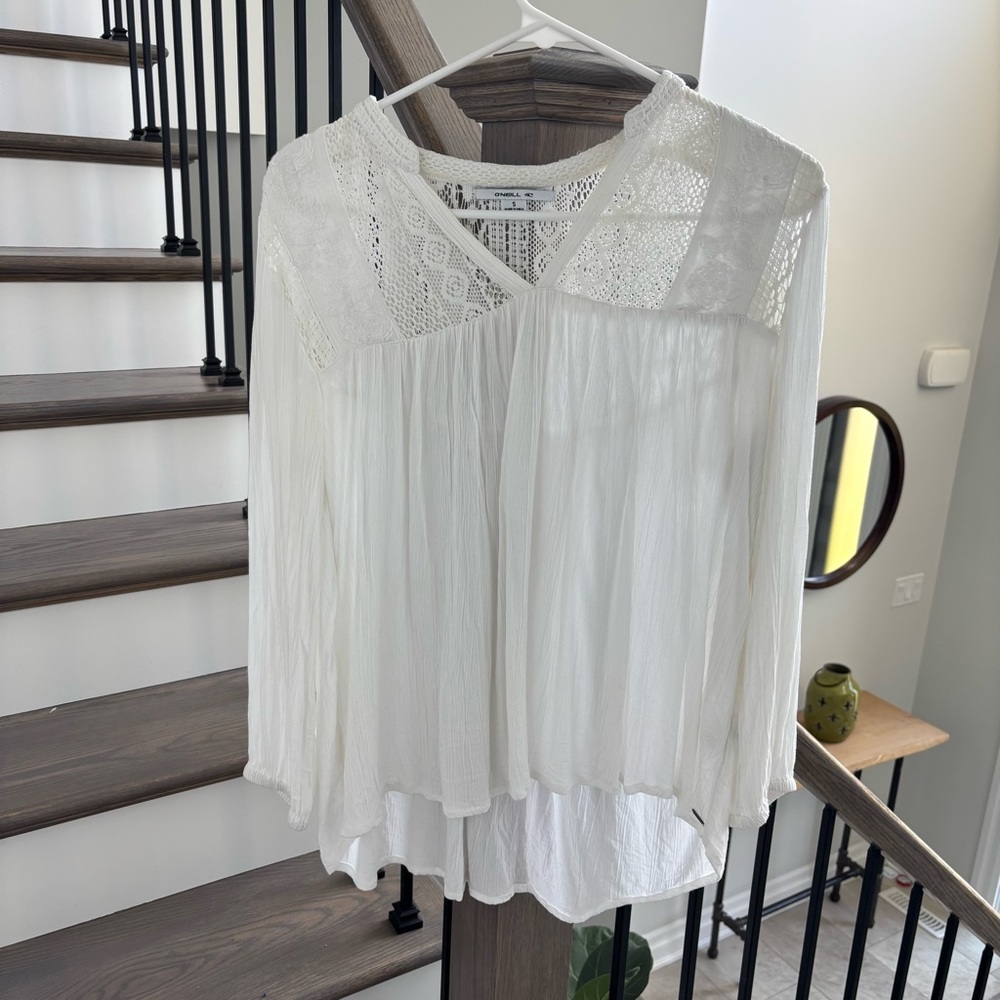 O'Neill White Pleated Asymmetrical Blouse with Bib Collar, Size Small
